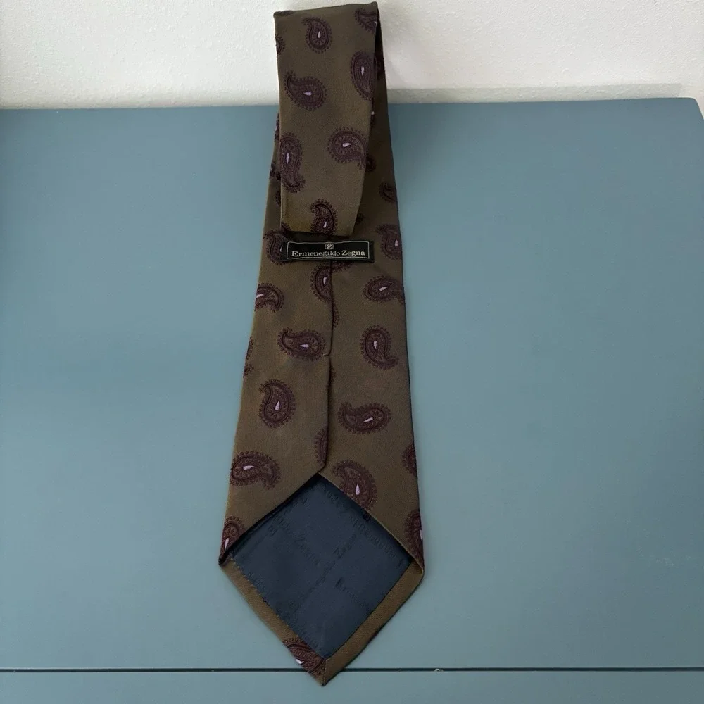 Ermenegildo Zegna Men's Olive Green Paisley Silk Tie Italy